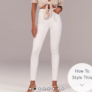 A&F • Curve ❤️ Super Skinny Ankle HiRise White 27R